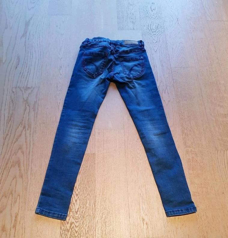 Jeans, blau, skinny, von Page, Gr. 146 in Grassau