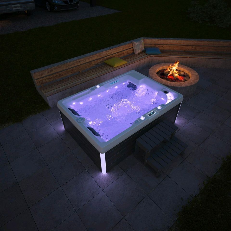 Whirlpool / Outdoorwhirlpool LEVANZO 195x135cm in Feuchtwangen