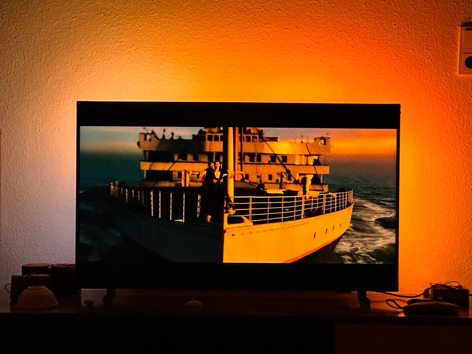 Philips 43PUS8007/12 LED-Fernseher in Saarbrücken