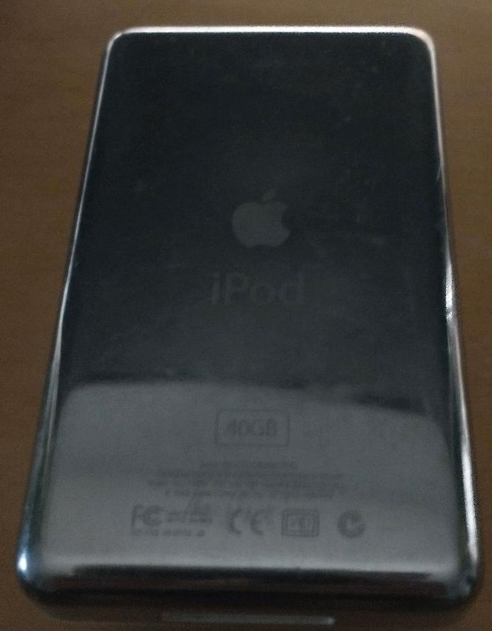 Apple iPod 3g 40gb mit Zubehör in Hannover