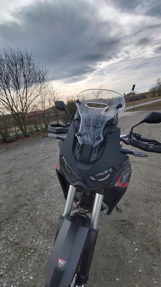 "Batzen" Variable Scheibenverstellung Honda Africa Twin 1100 in Kulmbach