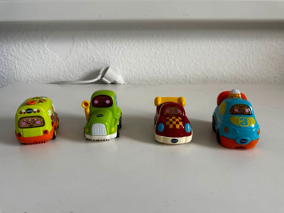 Tut tut Baby Flitzer von VTech 4 Stück für 10€ in Ludwigsfelde