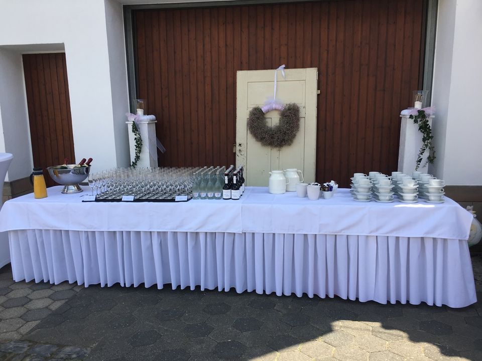 Rundtisch,  Banketttisch Hochzeit in Ottrau