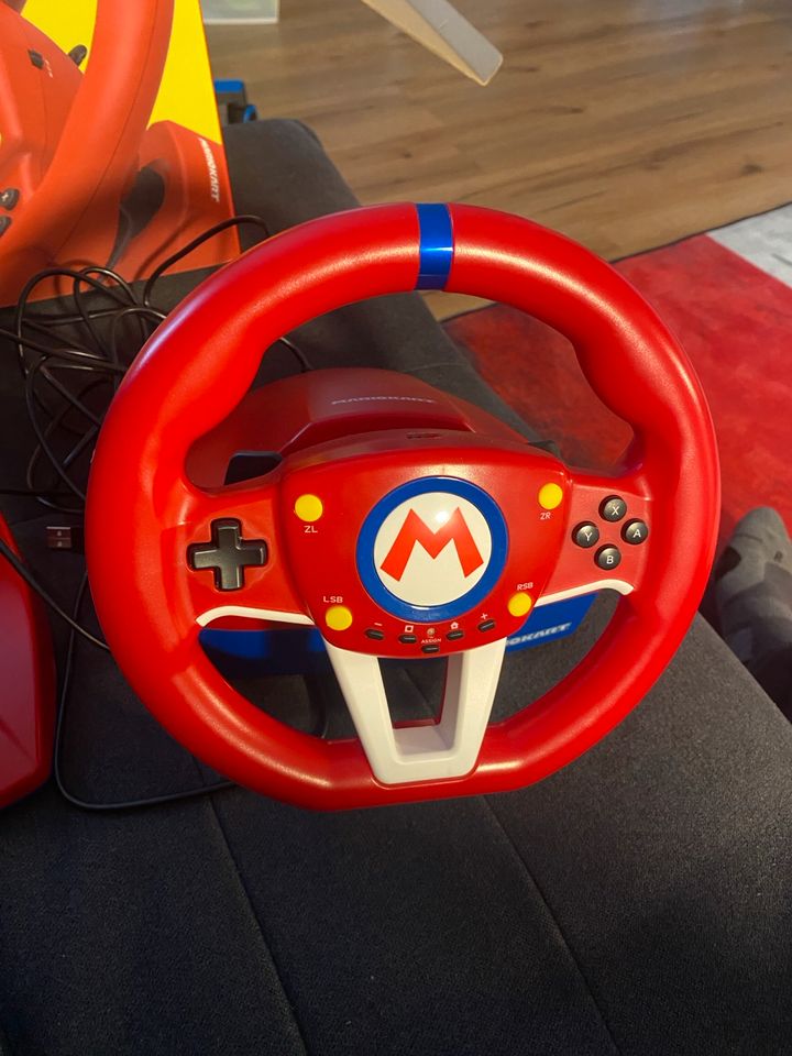 Nintendo Switch Mario Kart Racing Wheel Pro Mini in Ebersbach-Musbach