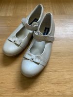 Ballerinas Schuhe, 36, Leder, mit Klettverschluß Nordrhein-Westfalen - Lüdenscheid Vorschau