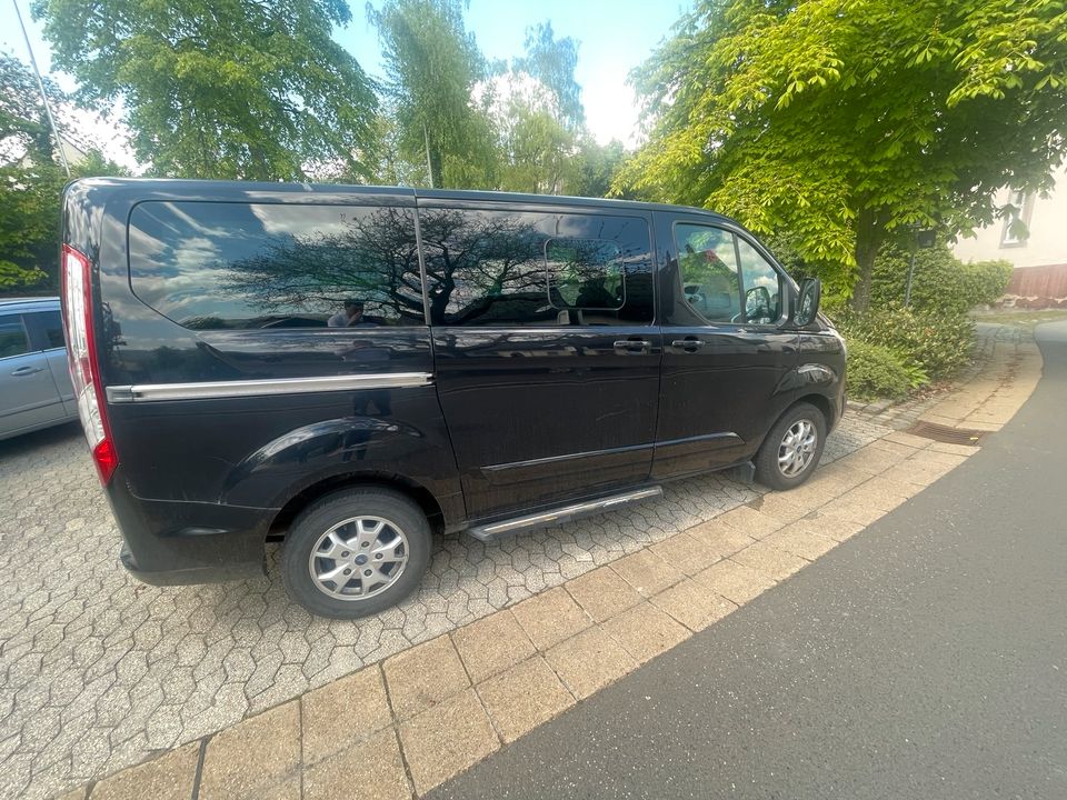 Ford Tourneo Custom 2.2 tdci in Thalfang