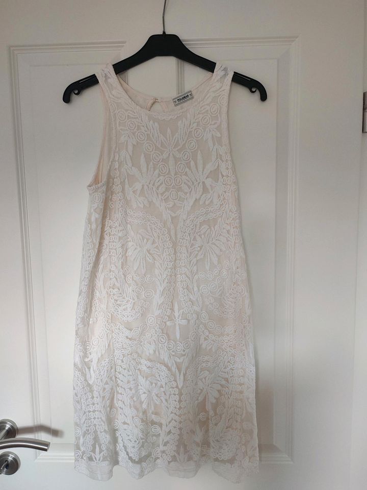 Pull & Bear - schönes Kleid Gr 38/ M wie neu in Attendorn