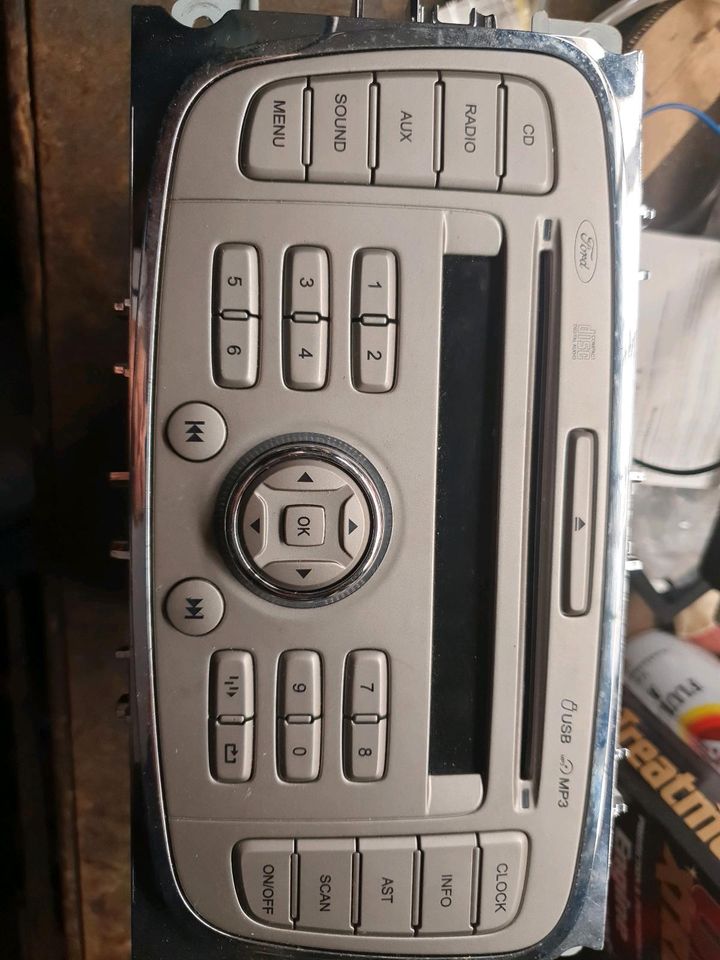 Original Ford Radio MP3 USB 6000 in Stuttgart