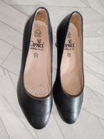 Pumps Leder Caprice gr 37,5 neuwertig Mitte - Wedding Vorschau