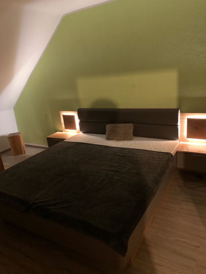 Schlafzimmer Eiche/ Anthrazit Furnier in Hochstetten-Dhaun