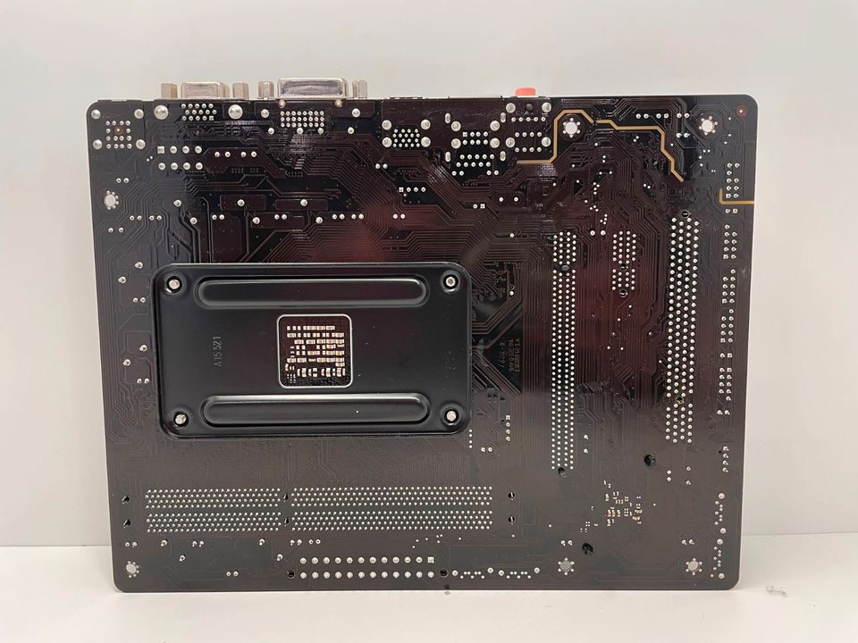 #190 Mainboard Gigabyte GA-F2A68HM-DS2 microATX Sockel FM2+ in Hünxe