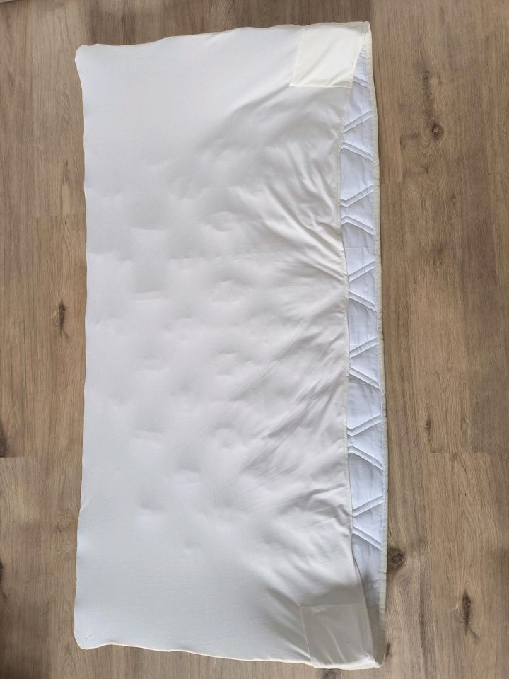 Husse für Bett/Kopfteilbezug/Überzug beige 158cm breit 75cm hoch in Melsungen