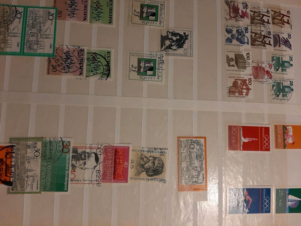 Briefmarkenalbum in Saarwellingen
