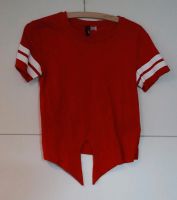 DIVIDED Crop Shirt S rot/weiß Sachsen - Neukieritzsch Vorschau