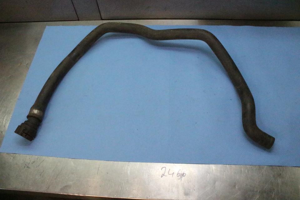 BMW E46 Schlauch Heizkörper Ausgleichsbehälter 6421 8376153 in Ense