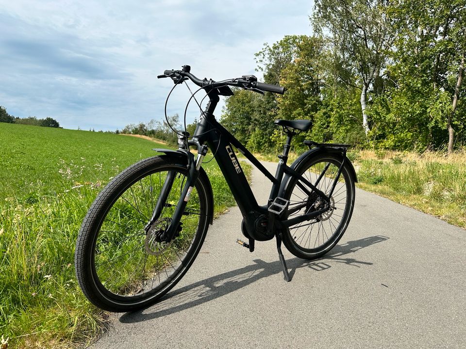 E-Bike Cube Touring Hybrid Pro 625 (Saison 2023) in Steinberg