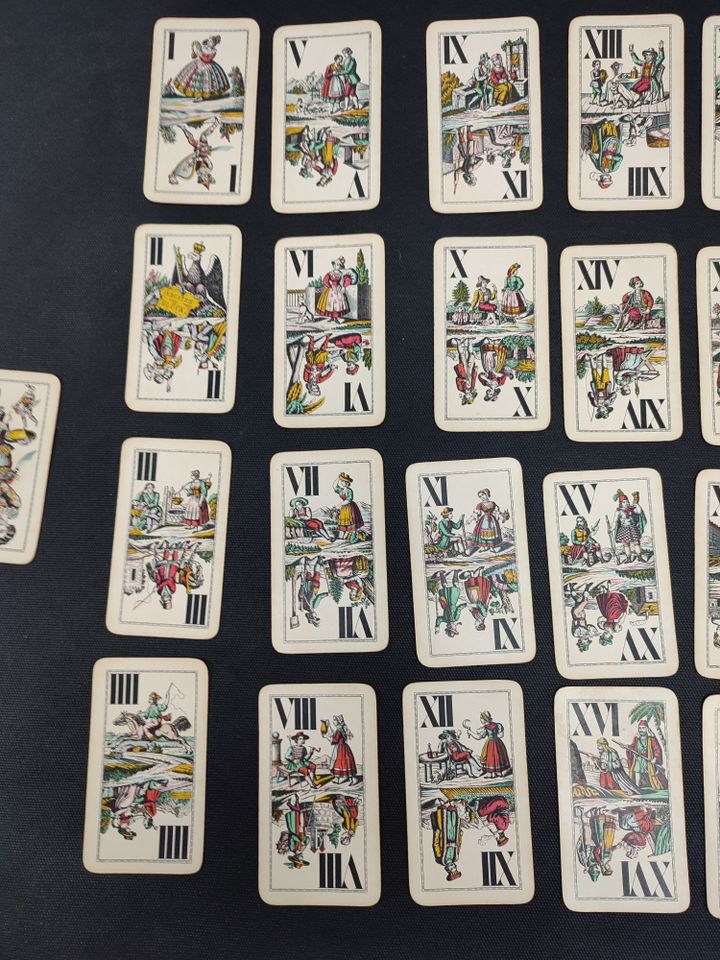 Piatnik Tarock Tarok Spielkarten - römische Zahlen Steuerstempel in Gelsenkirchen