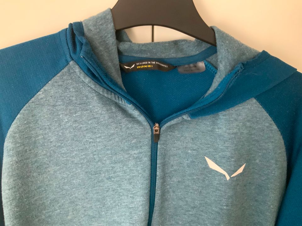 Salewa, 2 Stück, Hoodie Kapuzenpullover Shirt, blau + grau, Gr. M in Düsseldorf