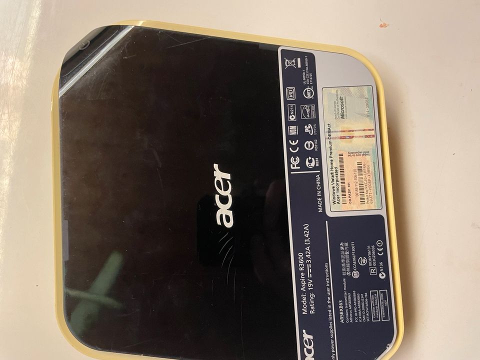 Acer aspire r3600/4 gb ram /160 gb hdd ohne Betriebssystem in Augsburg