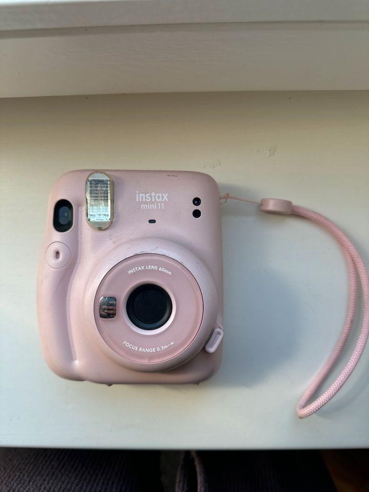 Instax Pink zu verkaufen in Hamburg