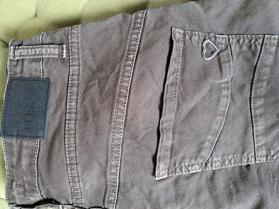 Please Jeans Hose braun small in Freudenberg