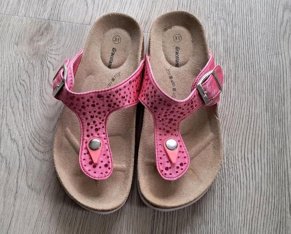 Sandalen Zehentrenner in Pink mit Strassbesatz Gr. 31 in Kropp