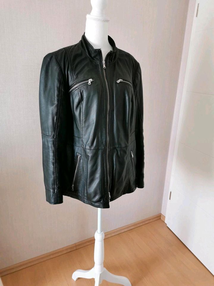 Coole Lederjacke Heine Damen Gr 48 schwarz in Neuwied