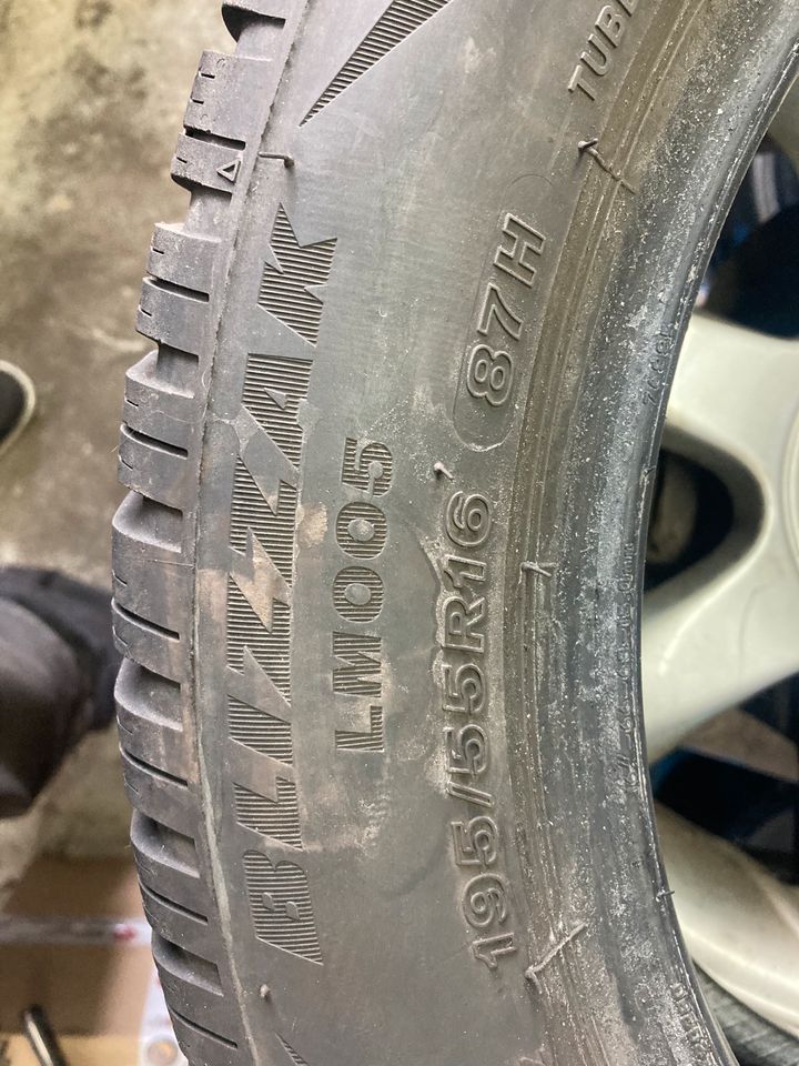 2 Winterreifen Bridgestone 195/55 16 87H in Nahe