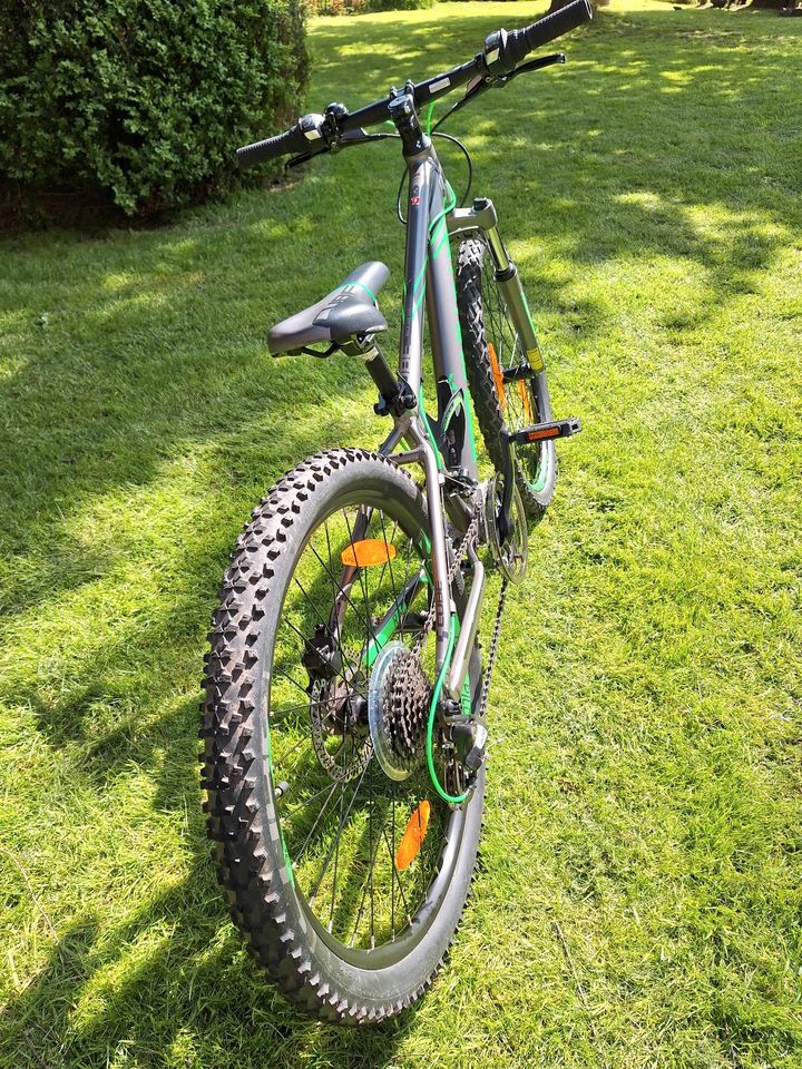 CUBE 24 Zoll Mountainbike in Lebach