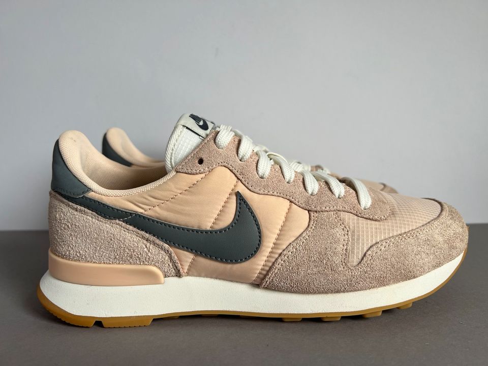 Nike Internationalist 39 Sunset Tint 828407-606 Rosa Grau neu-w in Kreis  Ostholstein - Scharbeutz | eBay Kleinanzeigen ist jetzt Kleinanzeigen