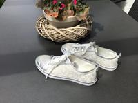 GUESS Damen Sneakers Gr. 38 (US 7 1/2 W), portofrei Baden-Württemberg - Hattenhofen Vorschau