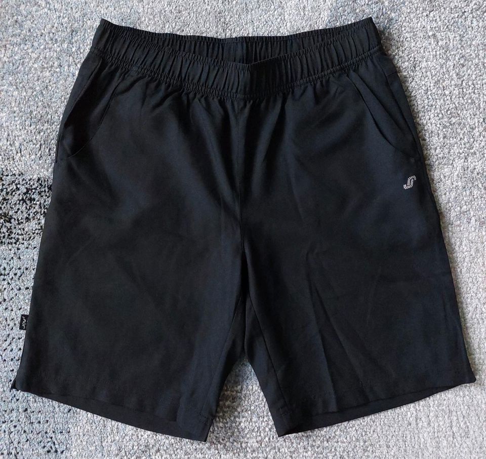 JOY Shorts - Gr. 38 - schwarz - Neu in Plauen