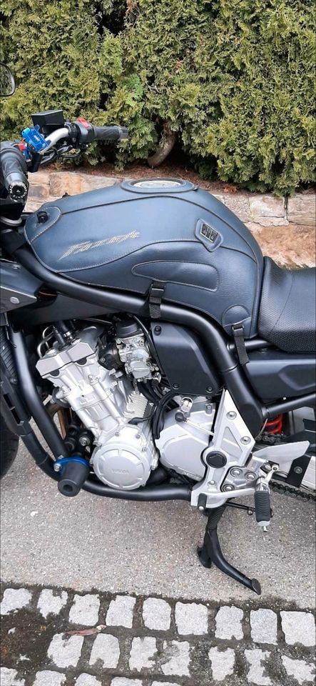 Yamaha FZS Fazer 1000 in Brackenheim