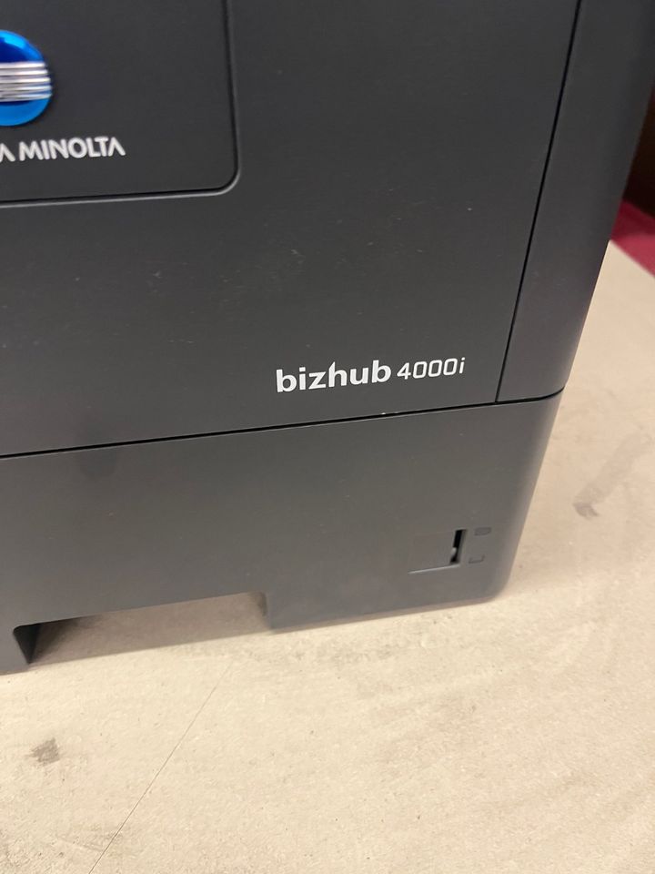 Laserdrucker Konica Minolta Bizhub 4000i Laser A4 S/W LAN WLAN in Sinzig