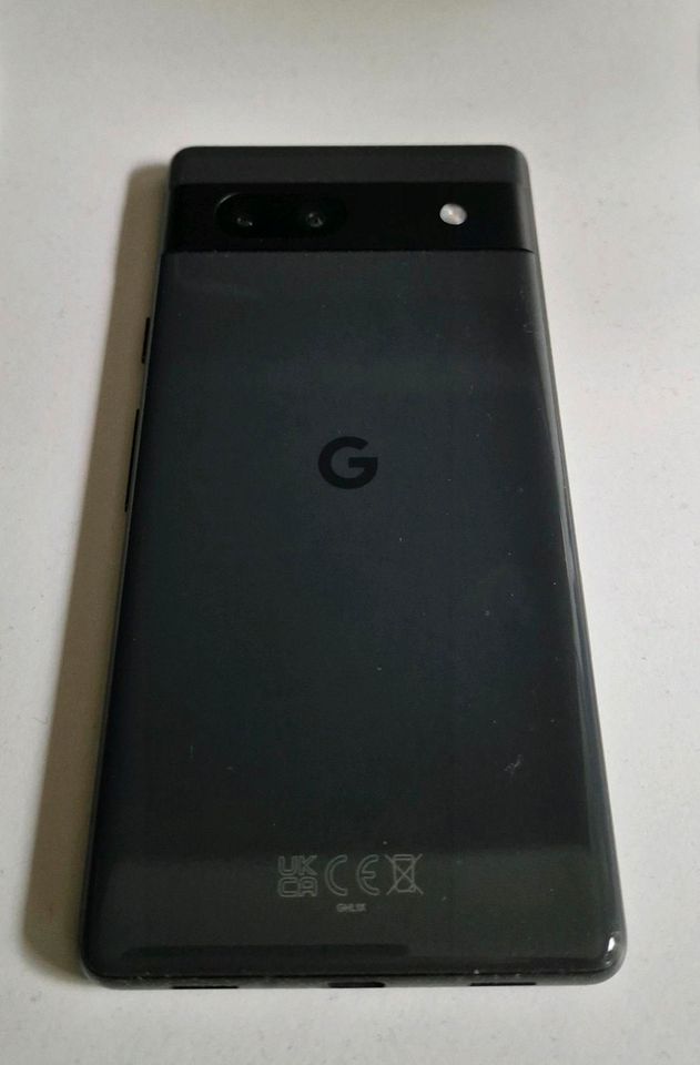 Handy Google Pixel 7a - sxhwarz,  inkl. Hülle und Zubehör in Berlin