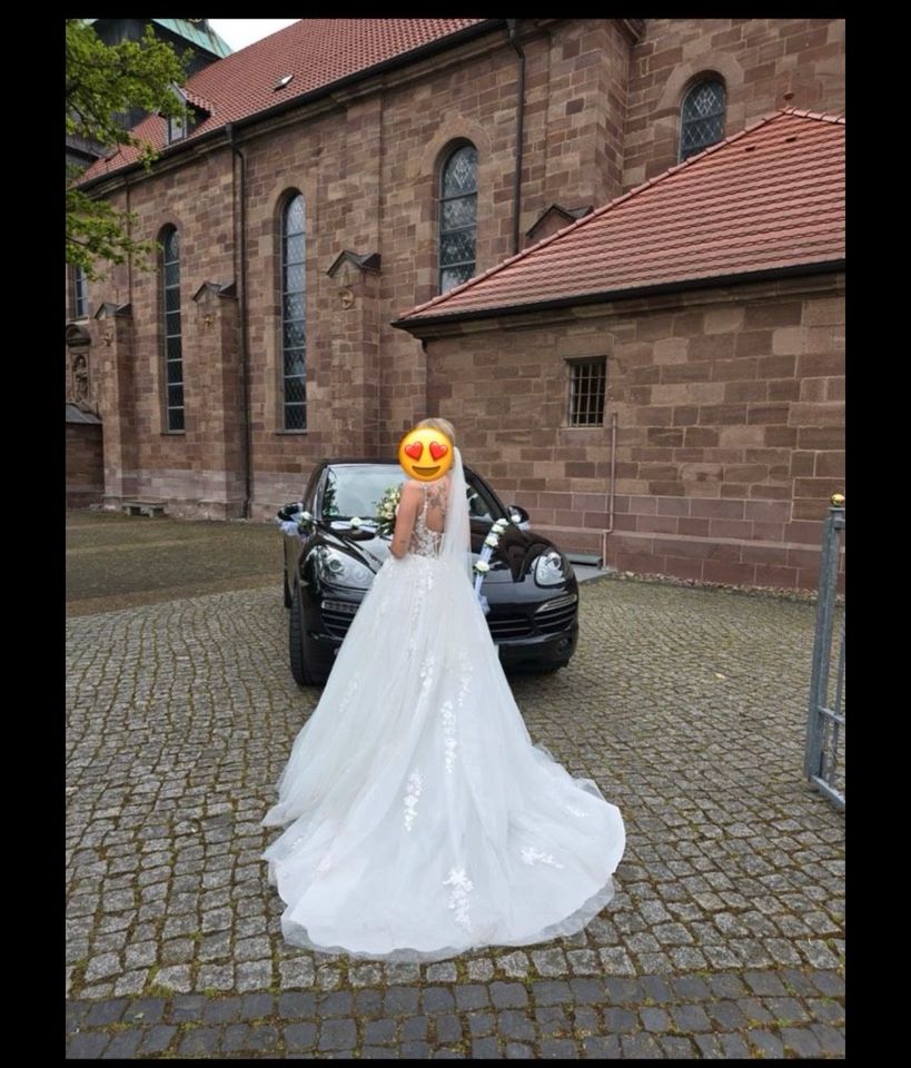 Brautkleid Prinzessin 34/36 in Gieboldehausen