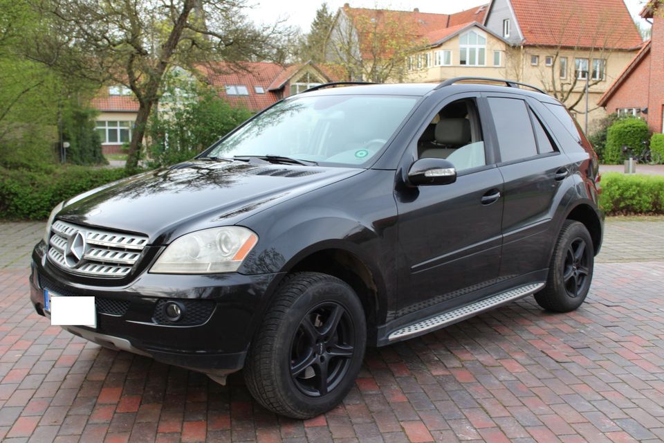 Mercedes Benz ML 350 4 Matic Mod. W164 mit LPG-Gasanlage in Schwarmstedt