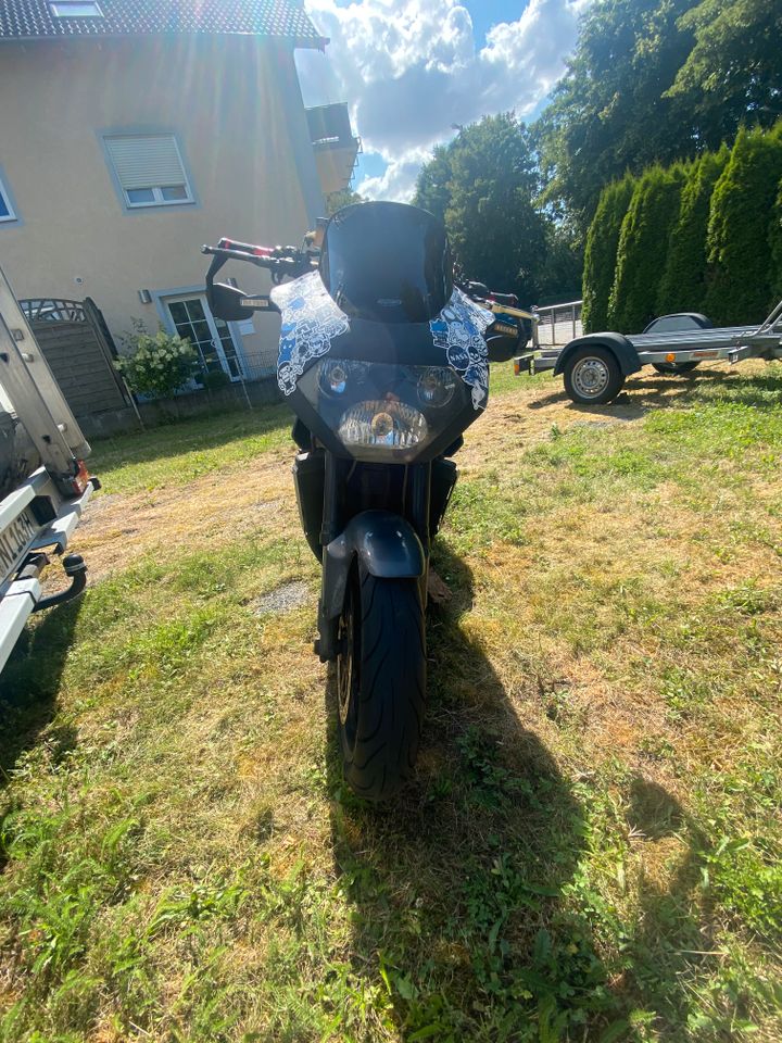 Aprilia RSV Mille Tuono V2 1000 in Berlin