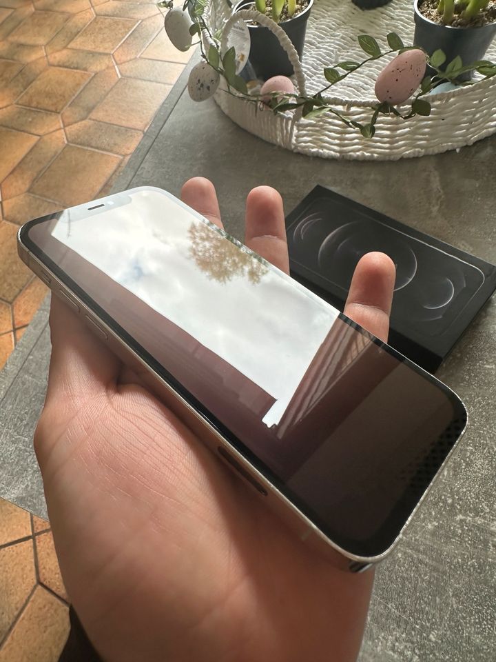 iPhone 12 Pro: 128 GB in Aachen