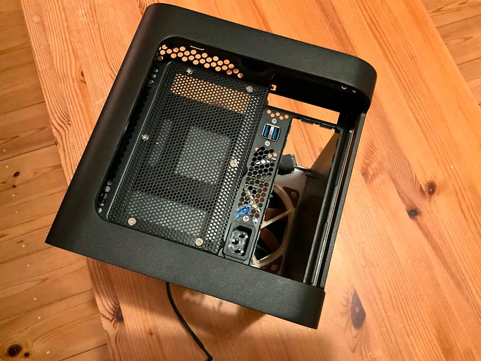 SilverStone ITX Gehäuse CS01 Schwarz mit Noctua Lüfter in Berlin