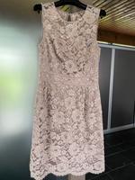 Elegantes Spitzenkleid, Grösse 34 - Neuwertig ! Hamburg-Nord - Hamburg Winterhude Vorschau