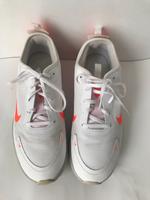 NIKE  AIR. Damen . Sportschuhe. Nordrhein-Westfalen - Ratingen Vorschau