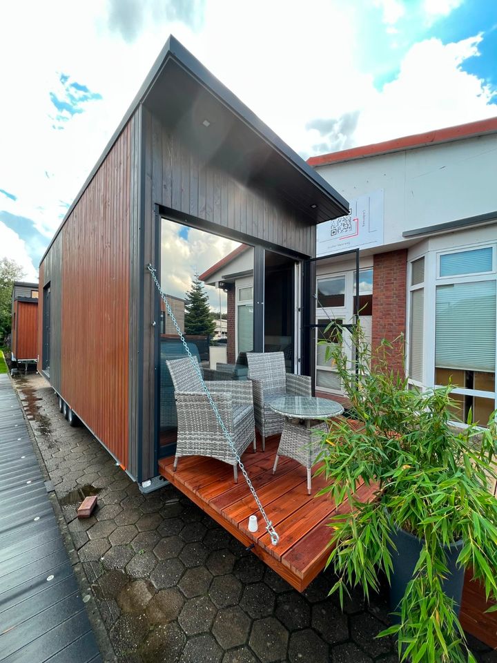 WANDERLUST Tiny House PANORAMA 7,20m mit ausklappbarer Terrasse in Tornesch