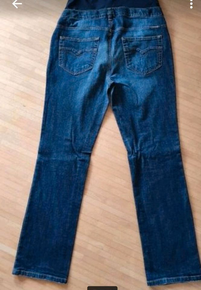 Umstandsmode Christoff Jeans und Caprihose in Kiefersfelden