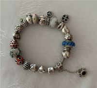 Pandora Armband mit Sicherheitsverschluss mit 21 Charms Kiel - Elmschenhagen-Nord Vorschau