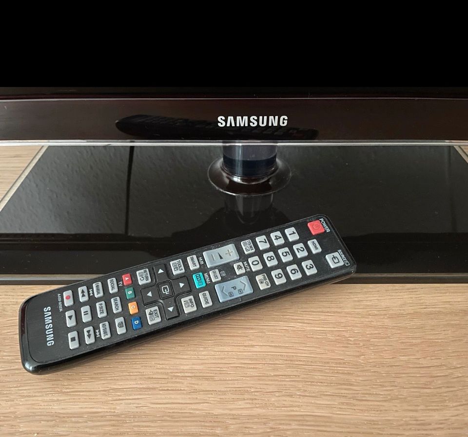 Samsung UE32D6200 32-Zoll TV in Schwelm