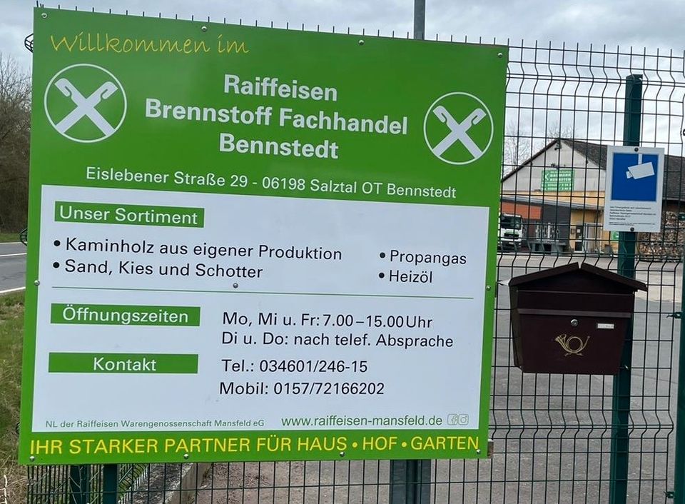 Brennholz Fichte in IBC Boxen in Salzatal