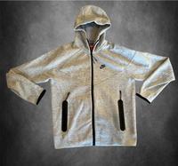Nike tech fleece Jacke schwarz Nordrhein-Westfalen - Neuenrade Vorschau