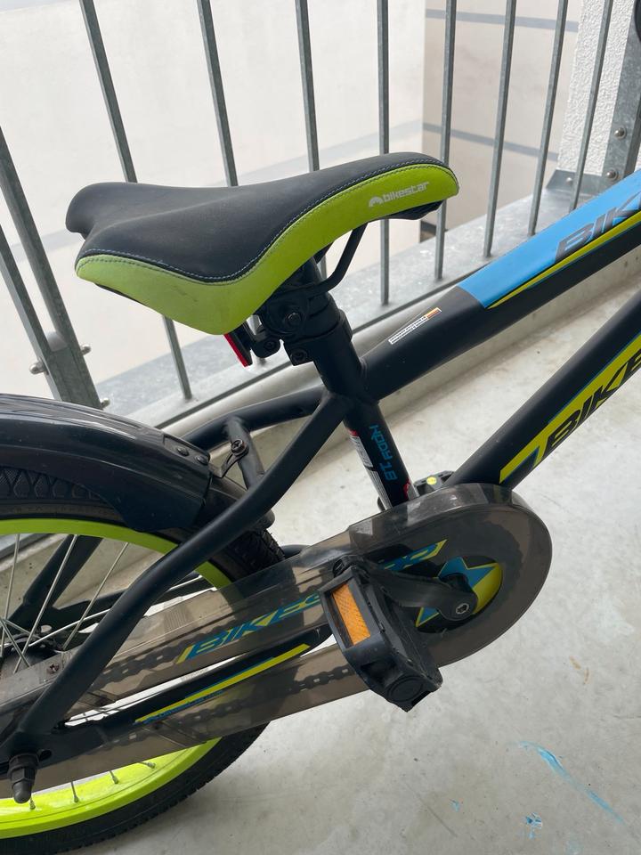 Neu unbenutzt Kinderfahrrad 5-7 jahre Mountainbike Fahrrad in Berlin