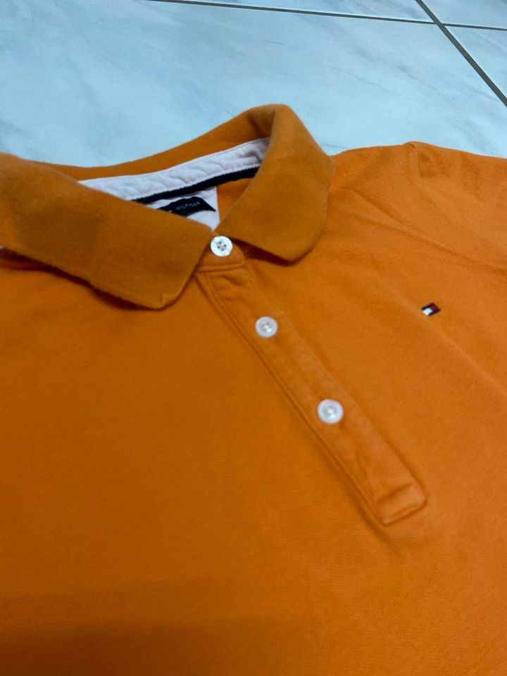 Tommy Hilfiger Polo Größe 14 (164) orange in Mannheim